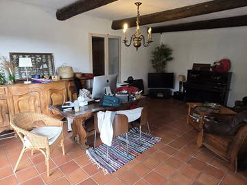 Logement entier à louer à Aubagne - photo 1-1