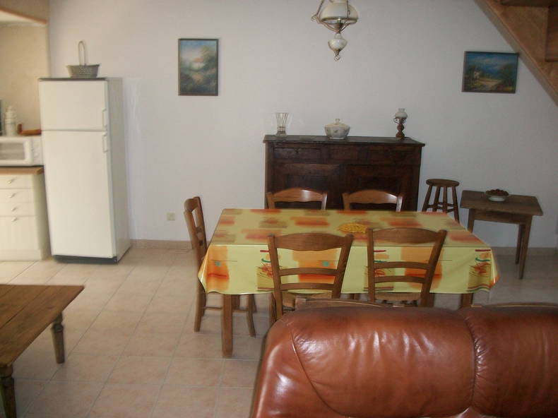 Entire Home Gourdon 63993-4