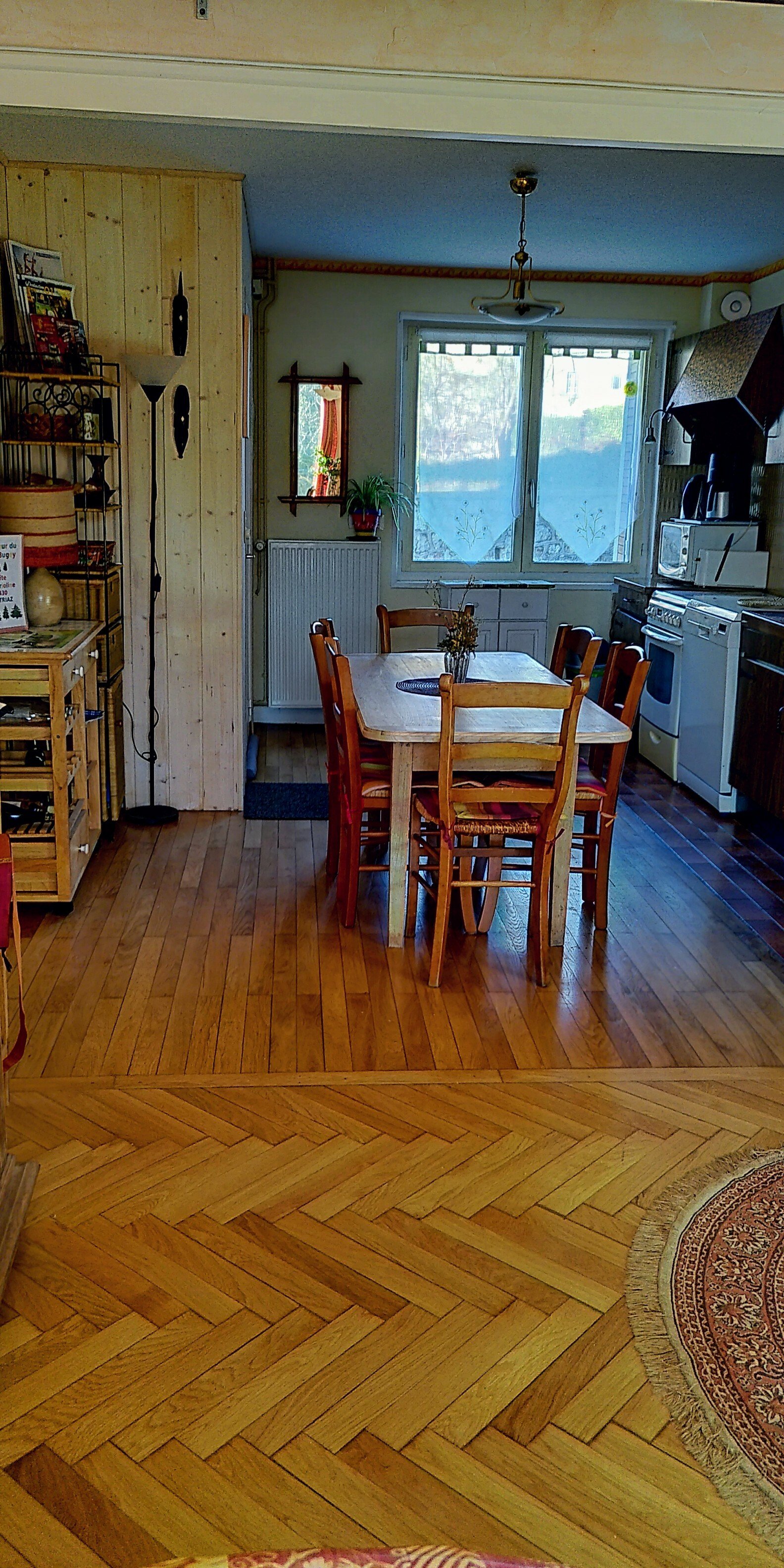 Onofhängeg Studio Brénod 246314