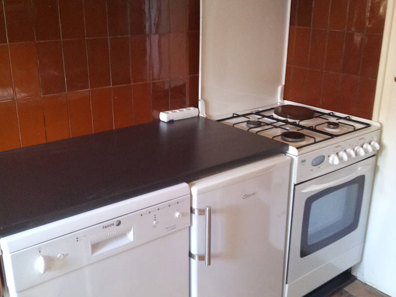 Entire Home Collioure 84070-2