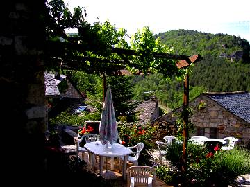 Roomlala | Maison De Village Dans Merveilleux Cantobre Aveyron
