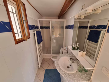 Logement entier à louer à Avignon - photo 4 : salle de bain-4