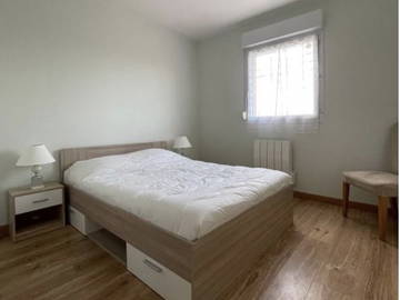 Chambre chez l'habitant à louer à Saint-Médard-En-Jalles - photo 5 : chambre-5