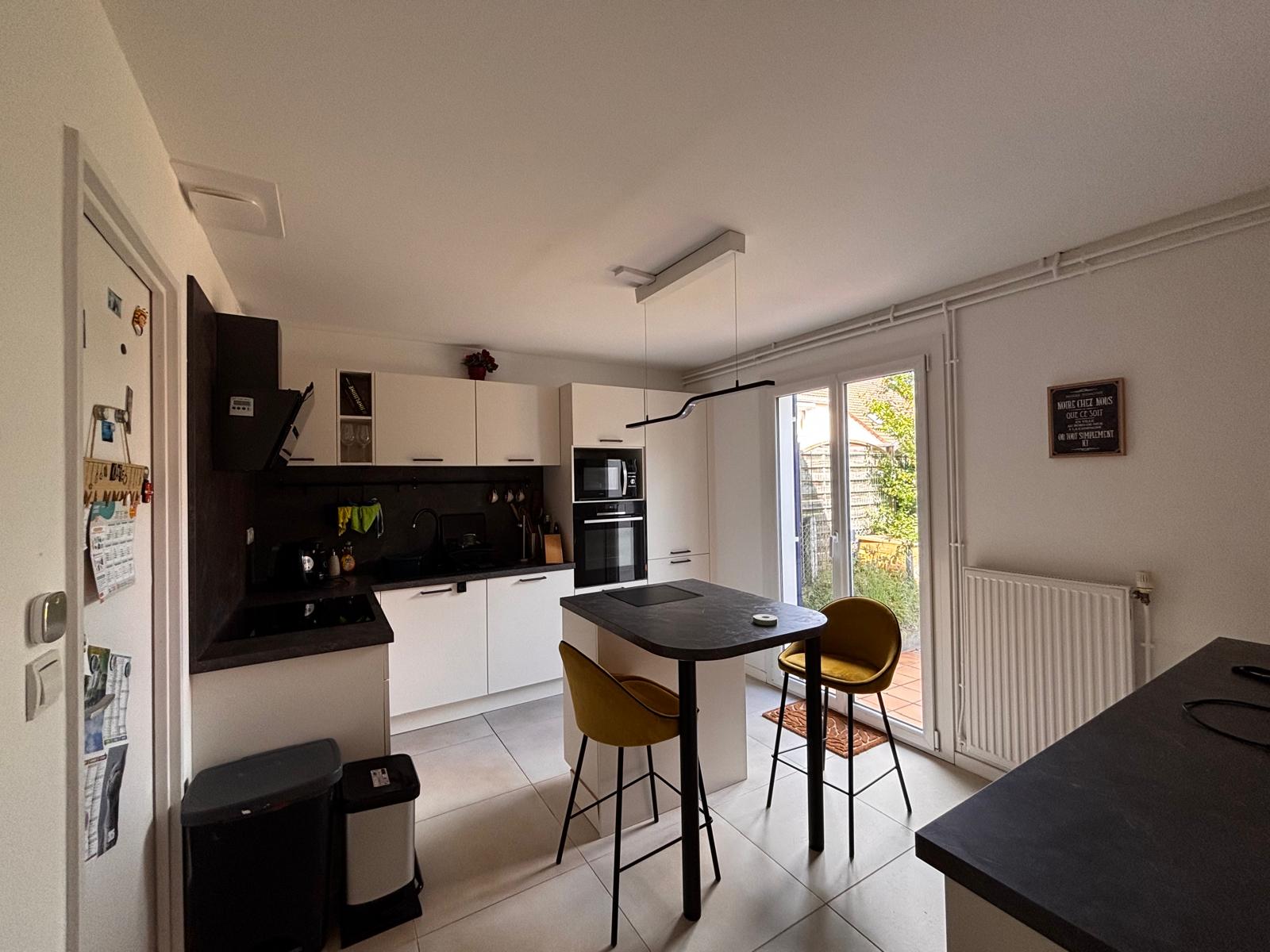 Logement Entier Ifs 667030