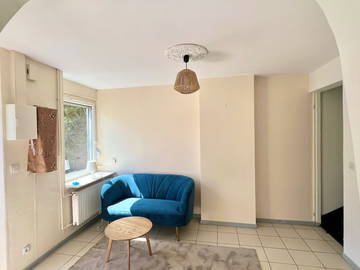 Logement entier à louer à Roubaix - photo 1 : autre pièce-1