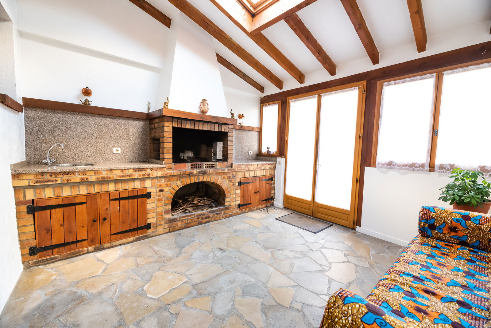 Oberoende Studio Bondy 233918
