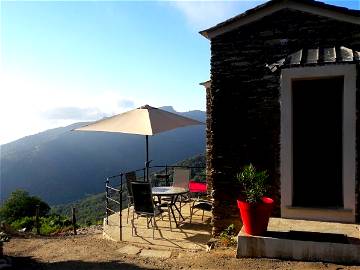Roomlala | Maison typique Corse vue panoramique