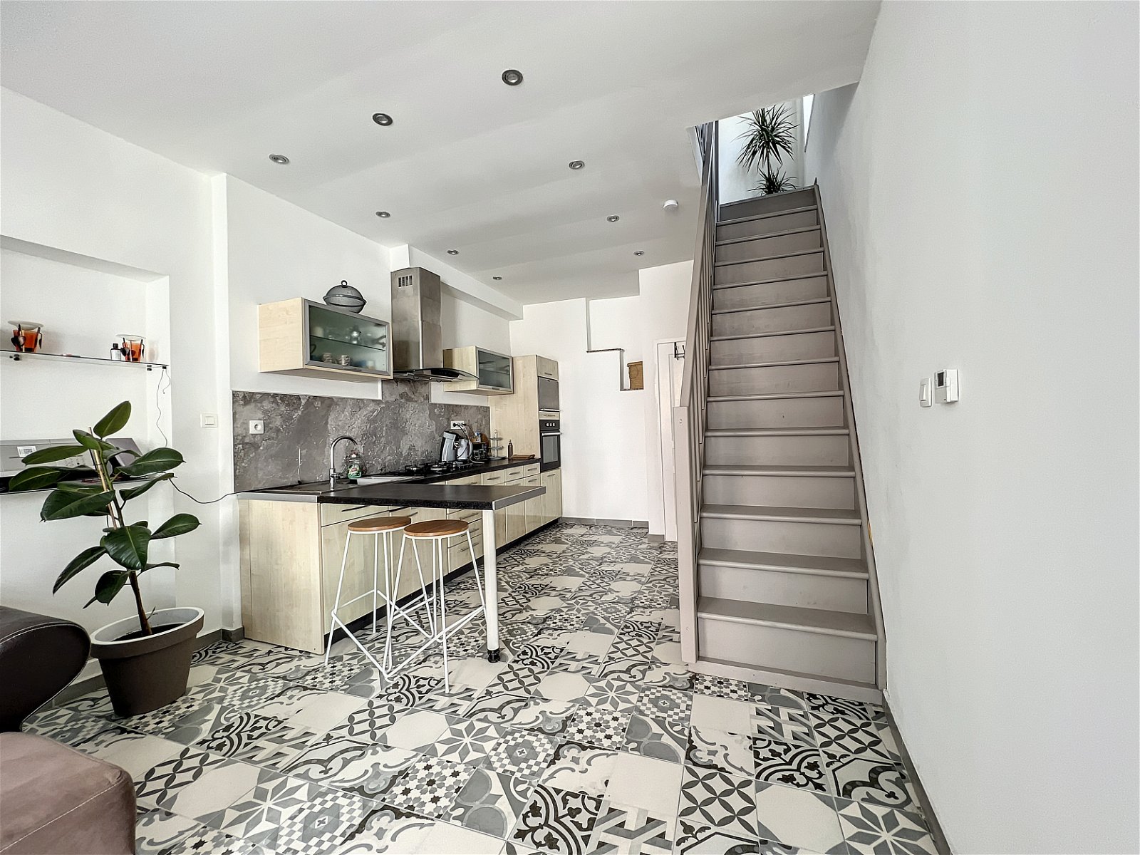 Itsenäinen Studio Charleroi 259342