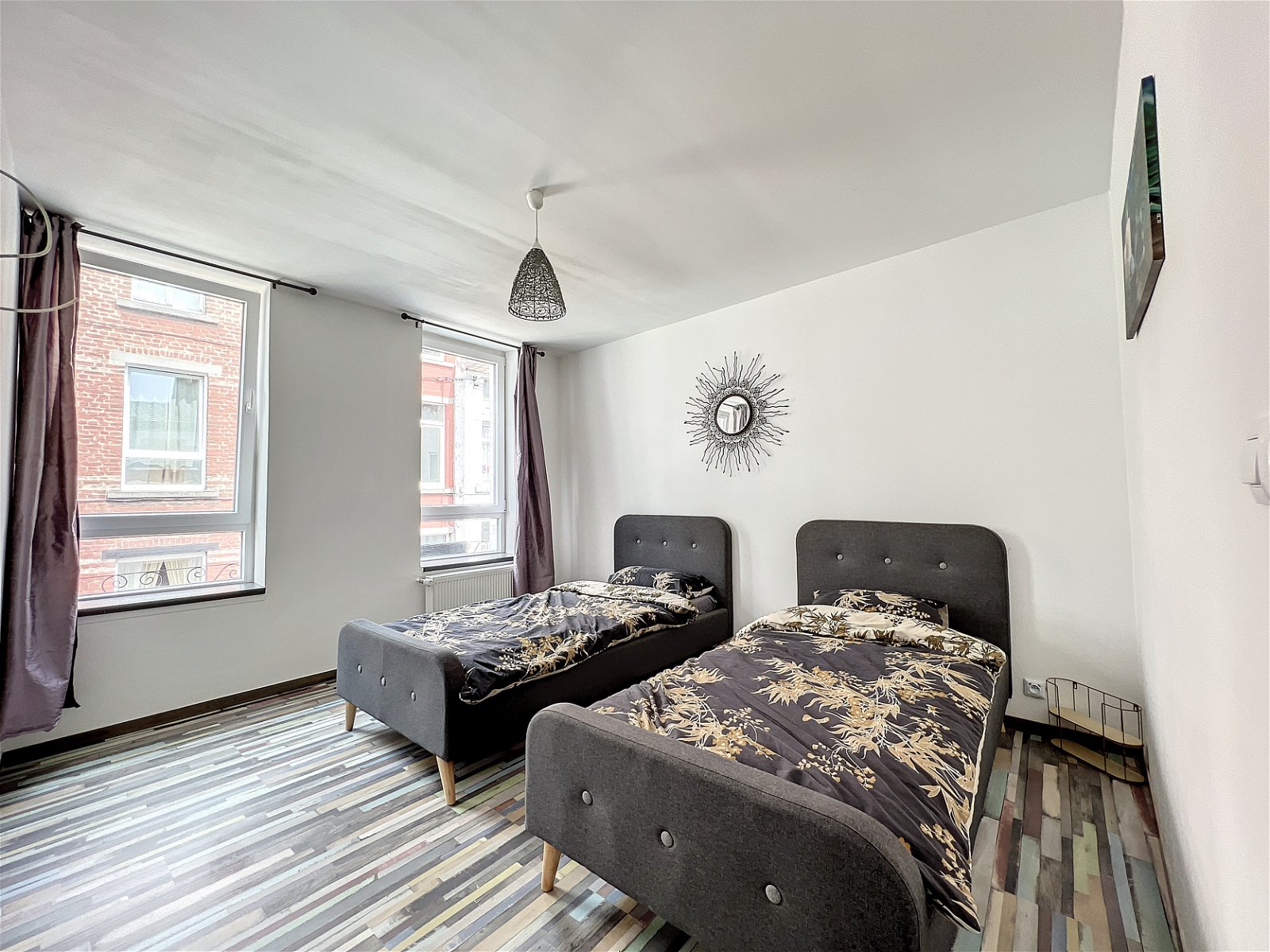 Itsenäinen Studio Charleroi 259342