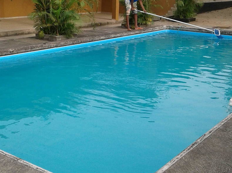 Entire Home Douala 208442-1