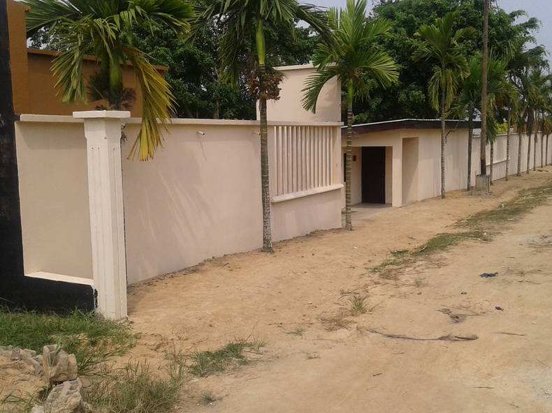 Entire Home Douala 208442-2