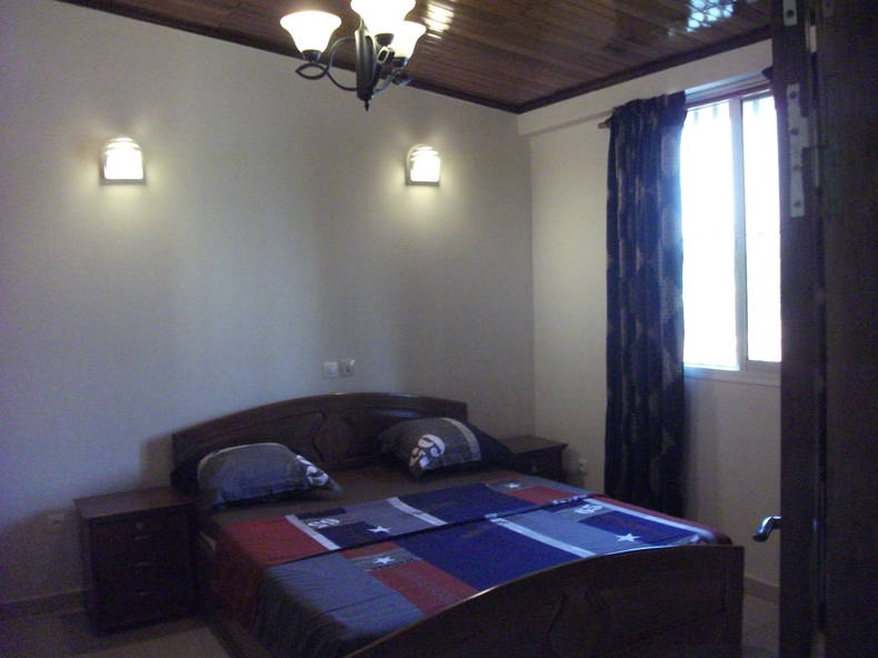 Entire Home Douala 208442-3