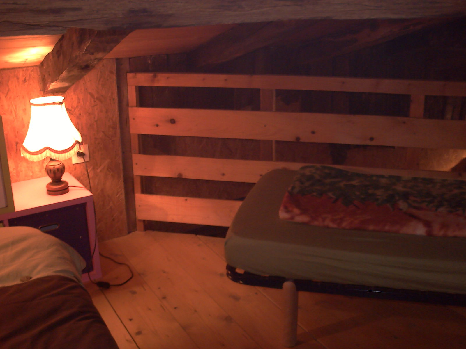 Unabhängiges Studio Yzeron 33300