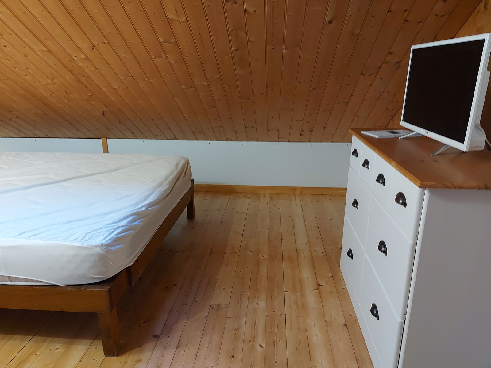 Unabhängiges Studio Angers 96983