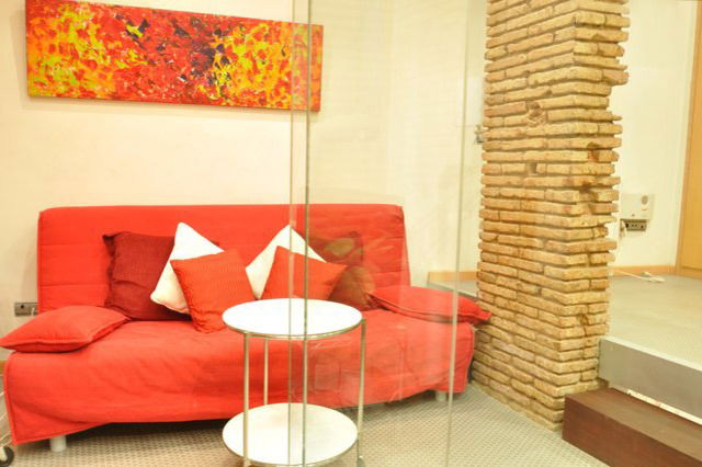 Unabhängiges Studio Barcelona 37415