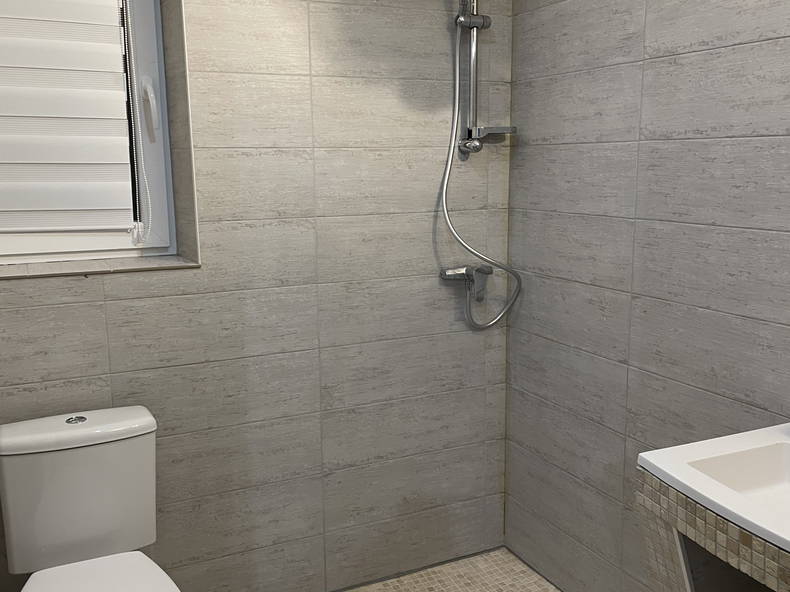 Chambre Chez L'habitant Fabrègues 470355-1