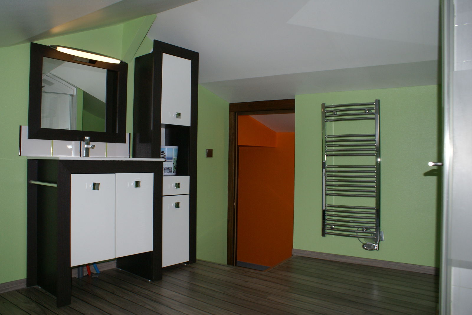 Itsenäinen Studio Loubillé 84825