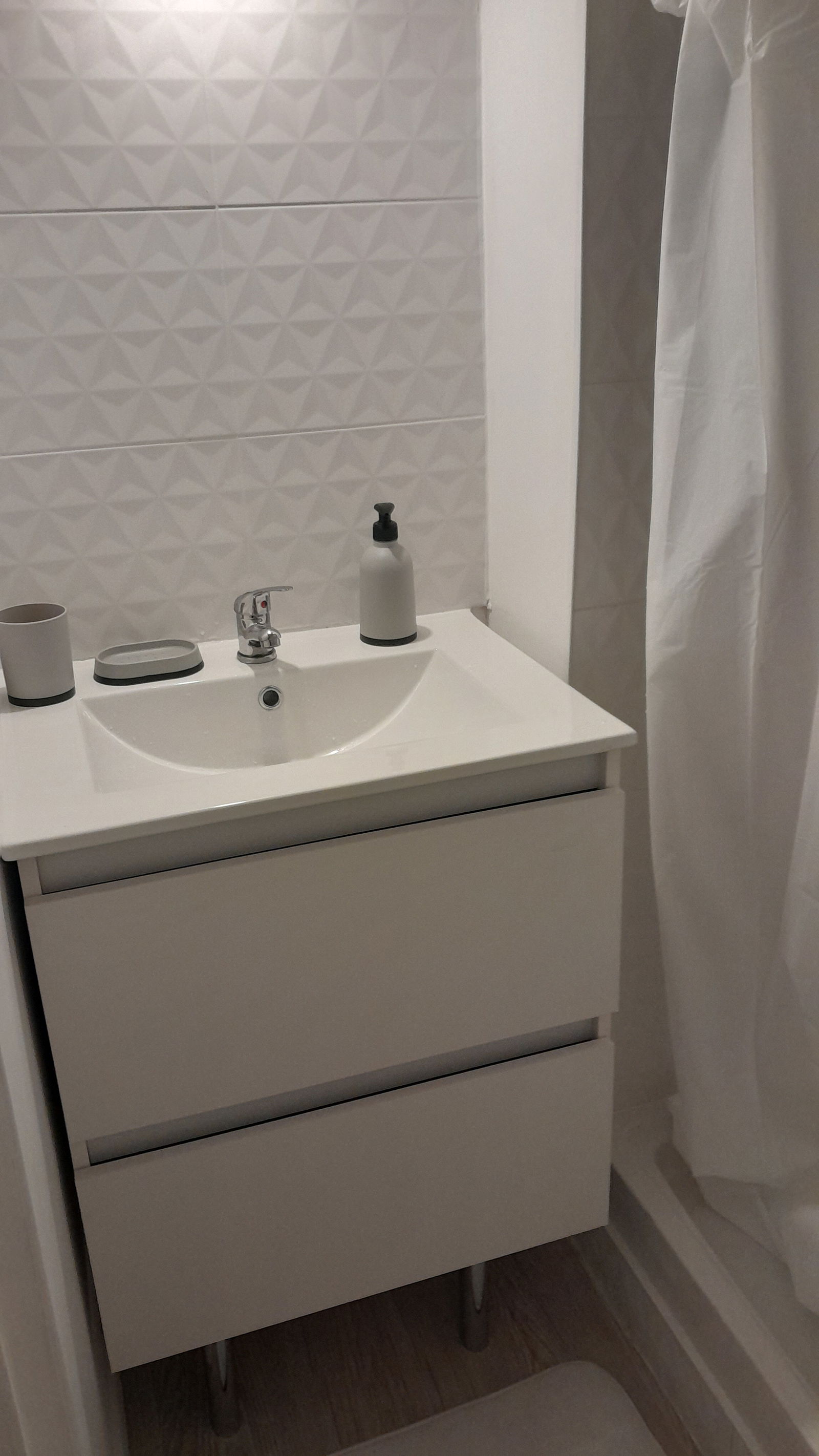 Niezależne Studio Chelles 501375