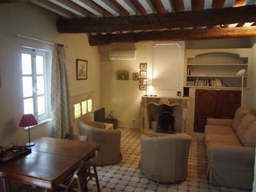 Roomlala | Mały dom do wynajęcia, Rue Des Arènes