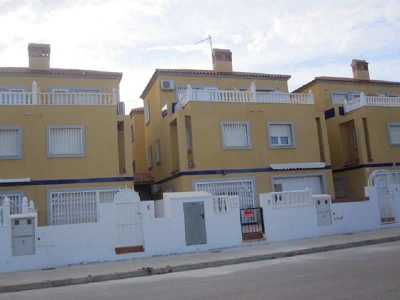 Onafhankelijke Studio Orihuela 44885