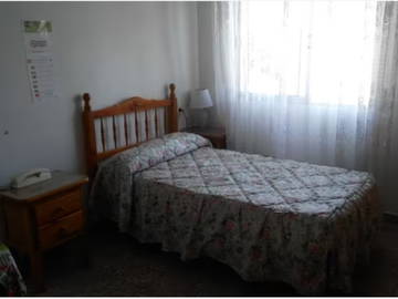Roomlala | Mariloli Pension Chambres Privées Chambres, Chambres.