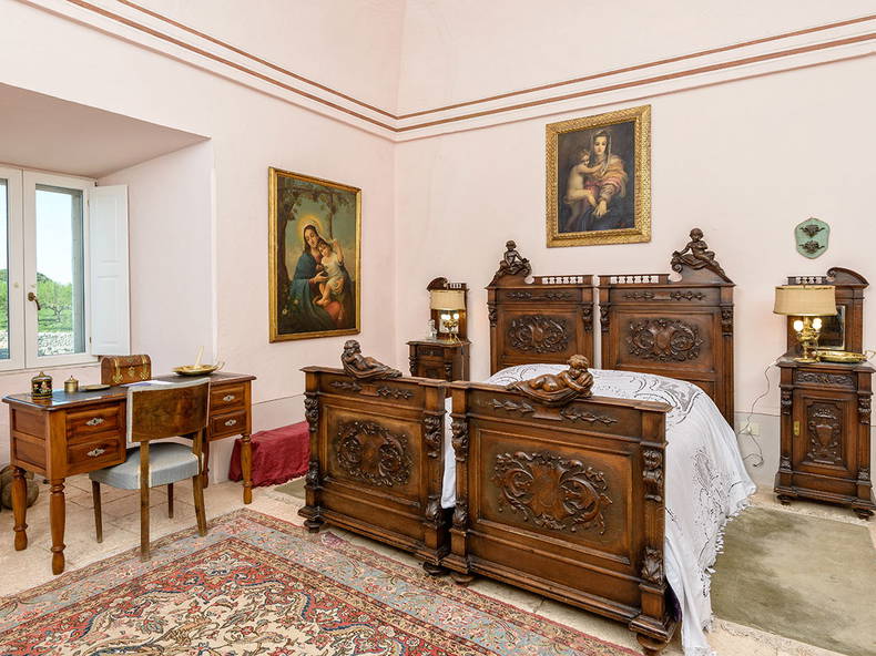 Bed And Breakfast undefined 251600-4