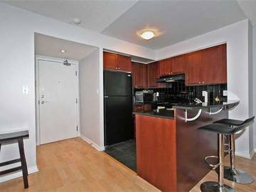 Quedarse En Casa Toronto 241224-5