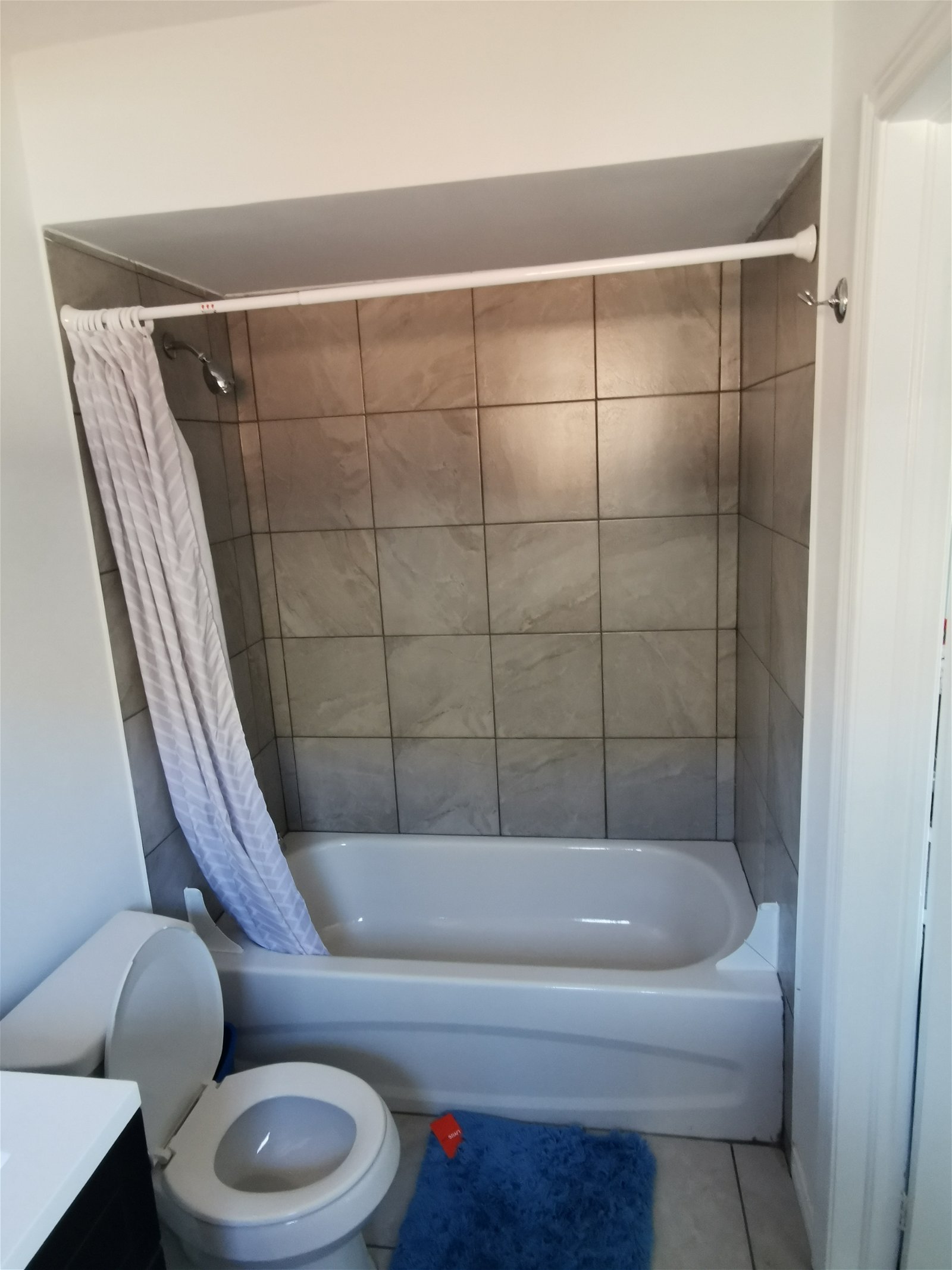 Homestay Mississauga 220314