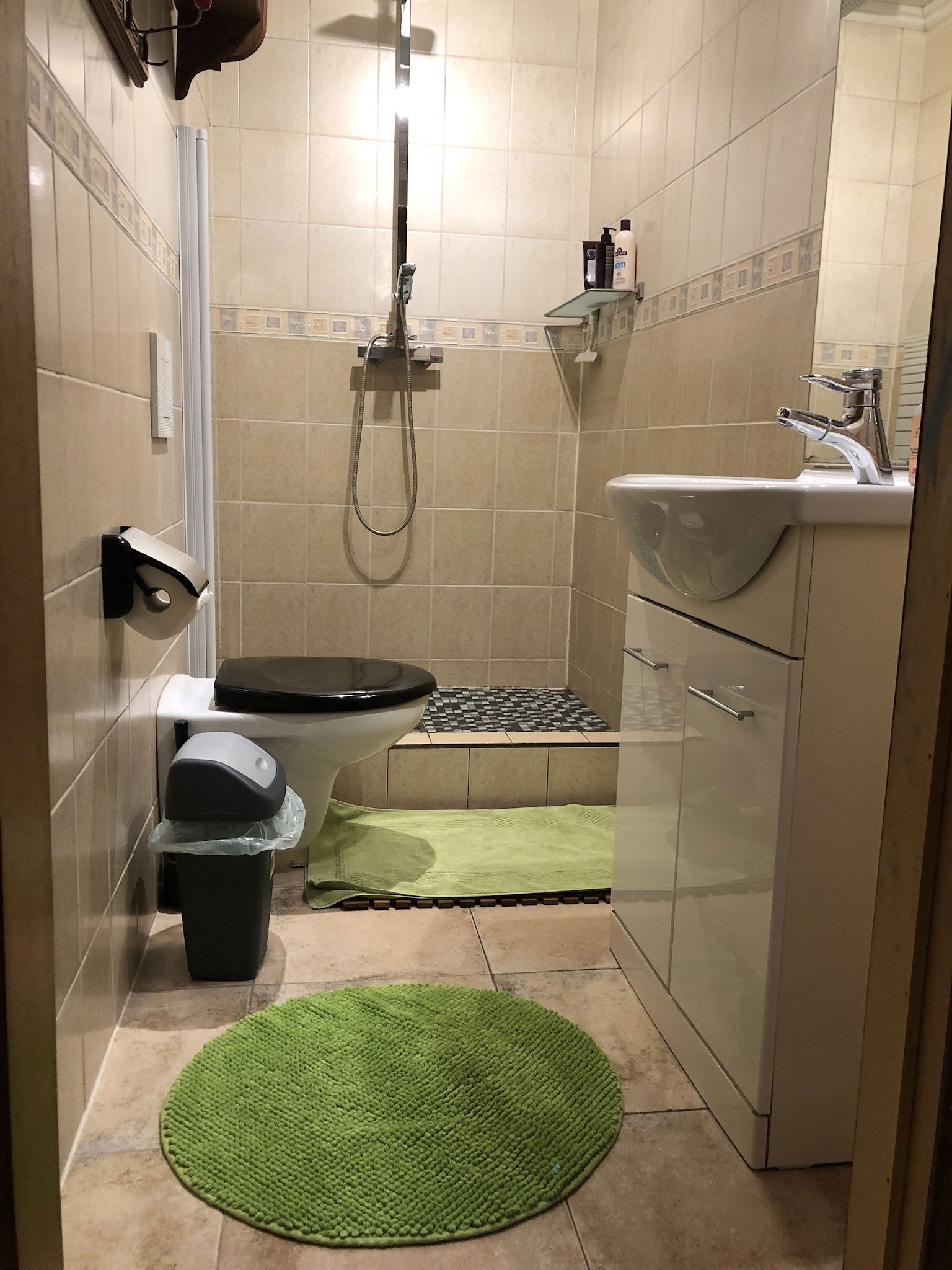 Entire Home Virton 228624