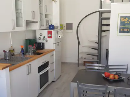 Entire Home Menton 245385-2