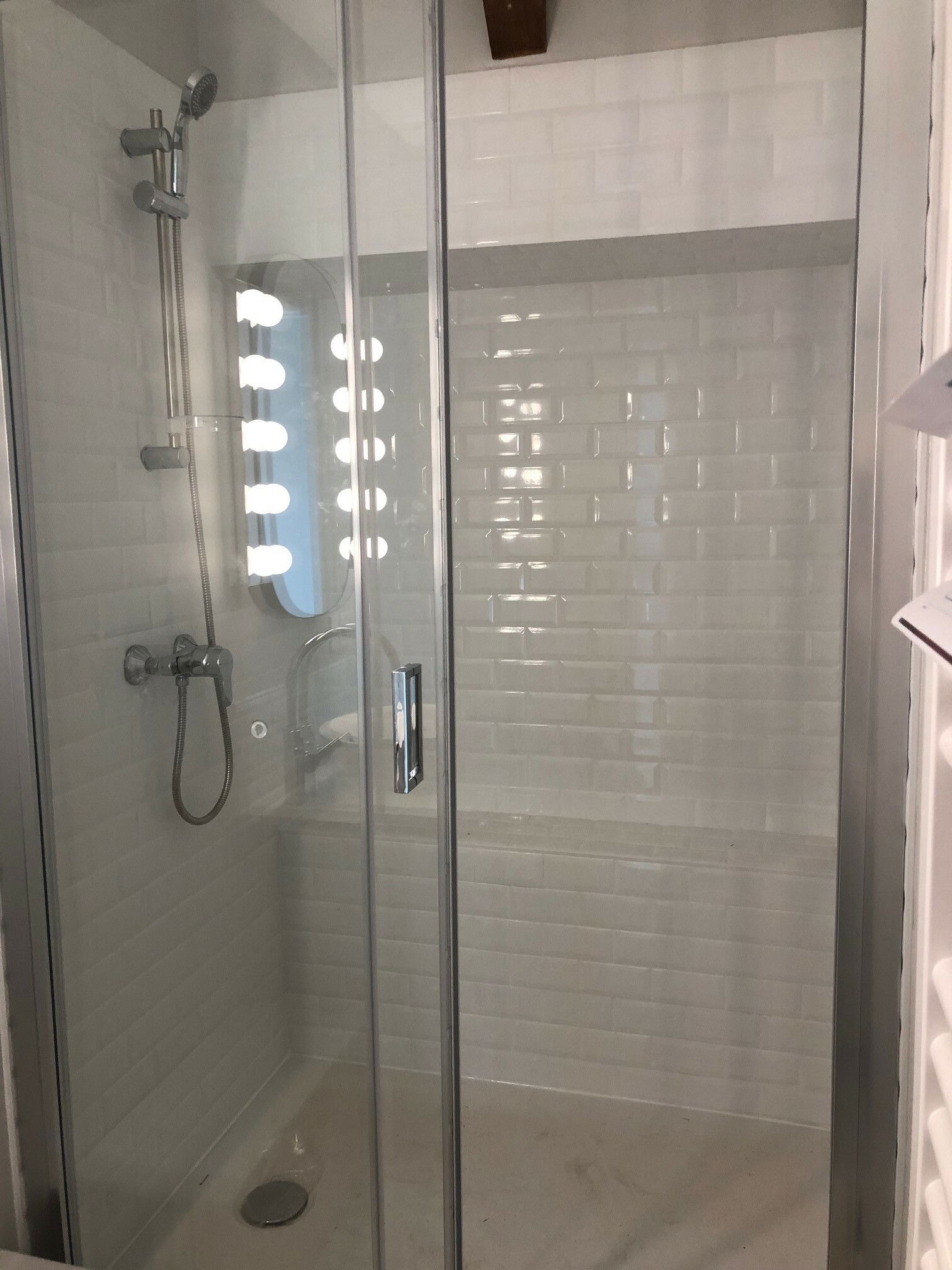 Onafhankelijke Studio Caluire-et-Cuire 239699