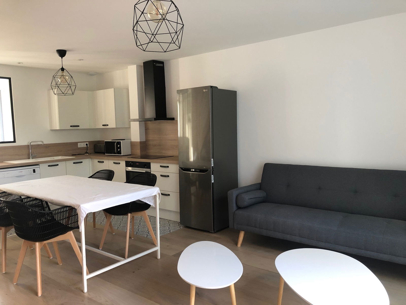 Entire Home Caluire-et-Cuire 239699