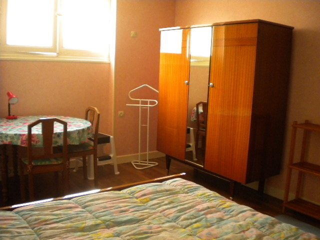 Chambre Chez L'habitant Montluçon 30324
