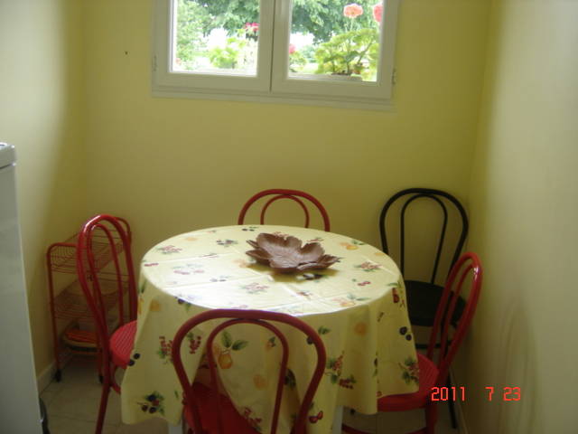 Homestay Ervauville 130212