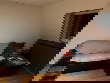Roomlala | Mezanino para alugar,
