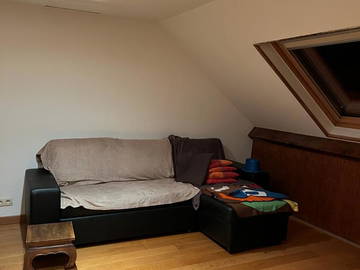 Roomlala | Mezzanine en alquiler,