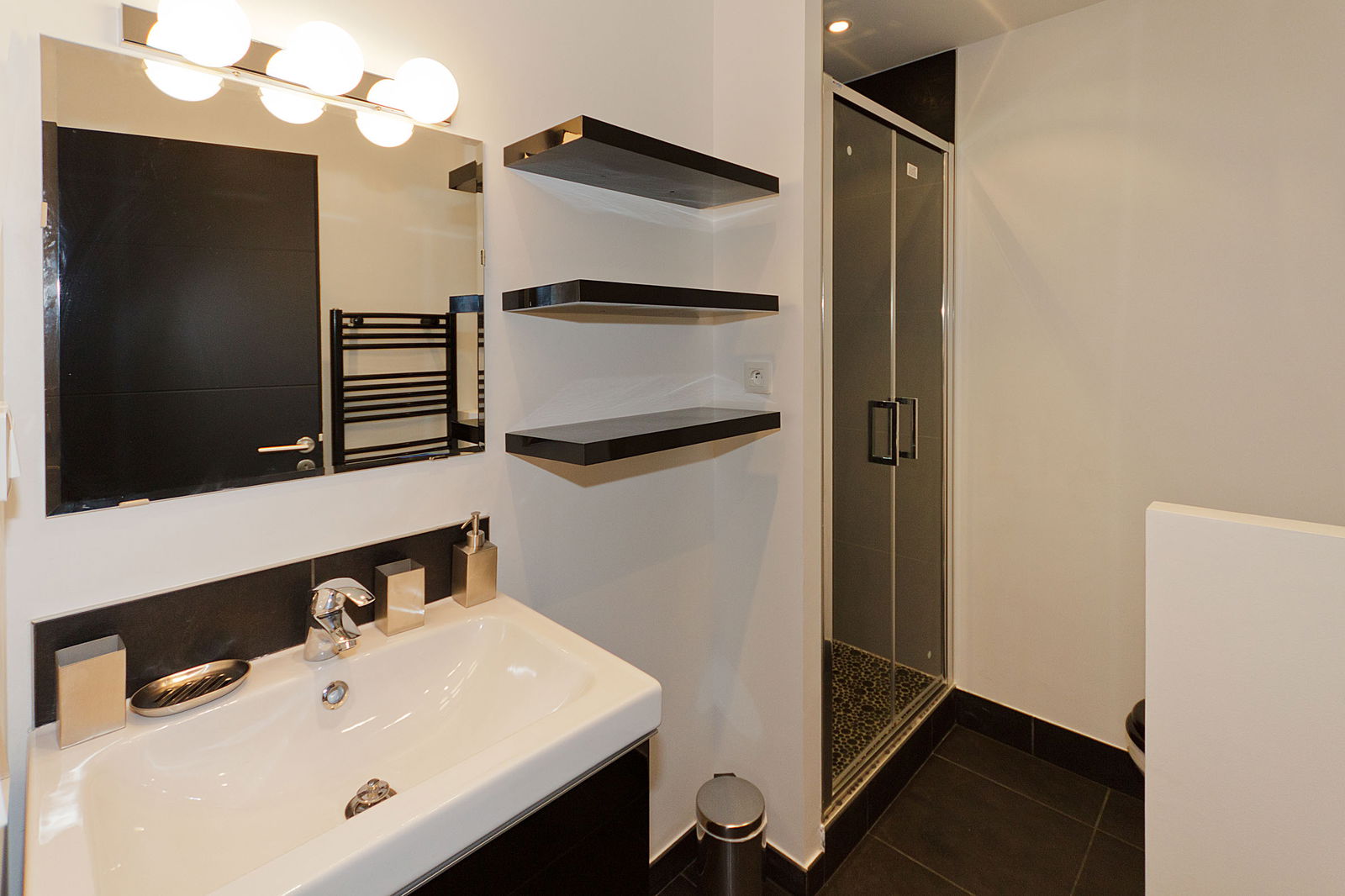 Niezależne Studio Lyon 75190