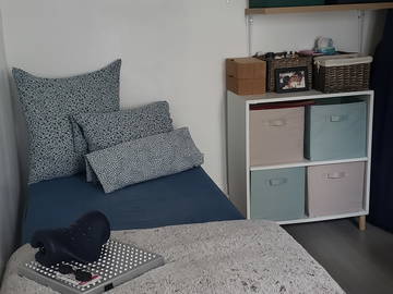 Roomlala | Mieten Sie ein Zimmer mit All-Inclusive-Mahlzeiten, Reinigung usw. in Paris