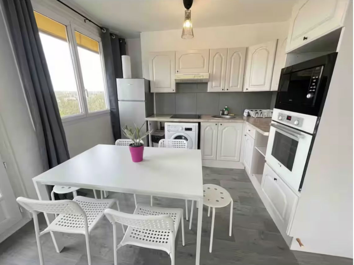 Ganz Haus Reims 654627