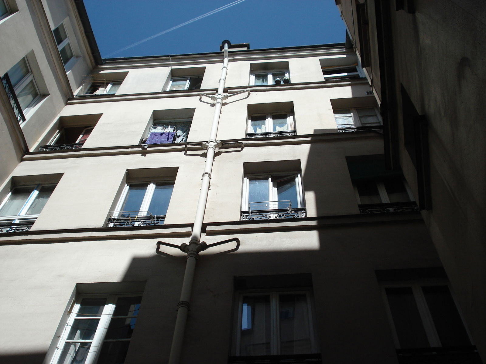 Ganz Haus Paris 157605