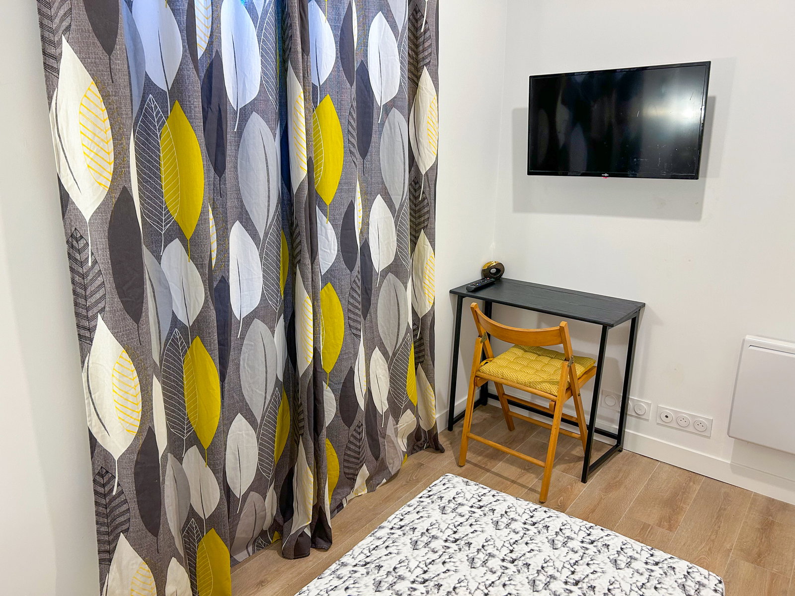 Homestay Saint-Pierre-du-Perray 661748