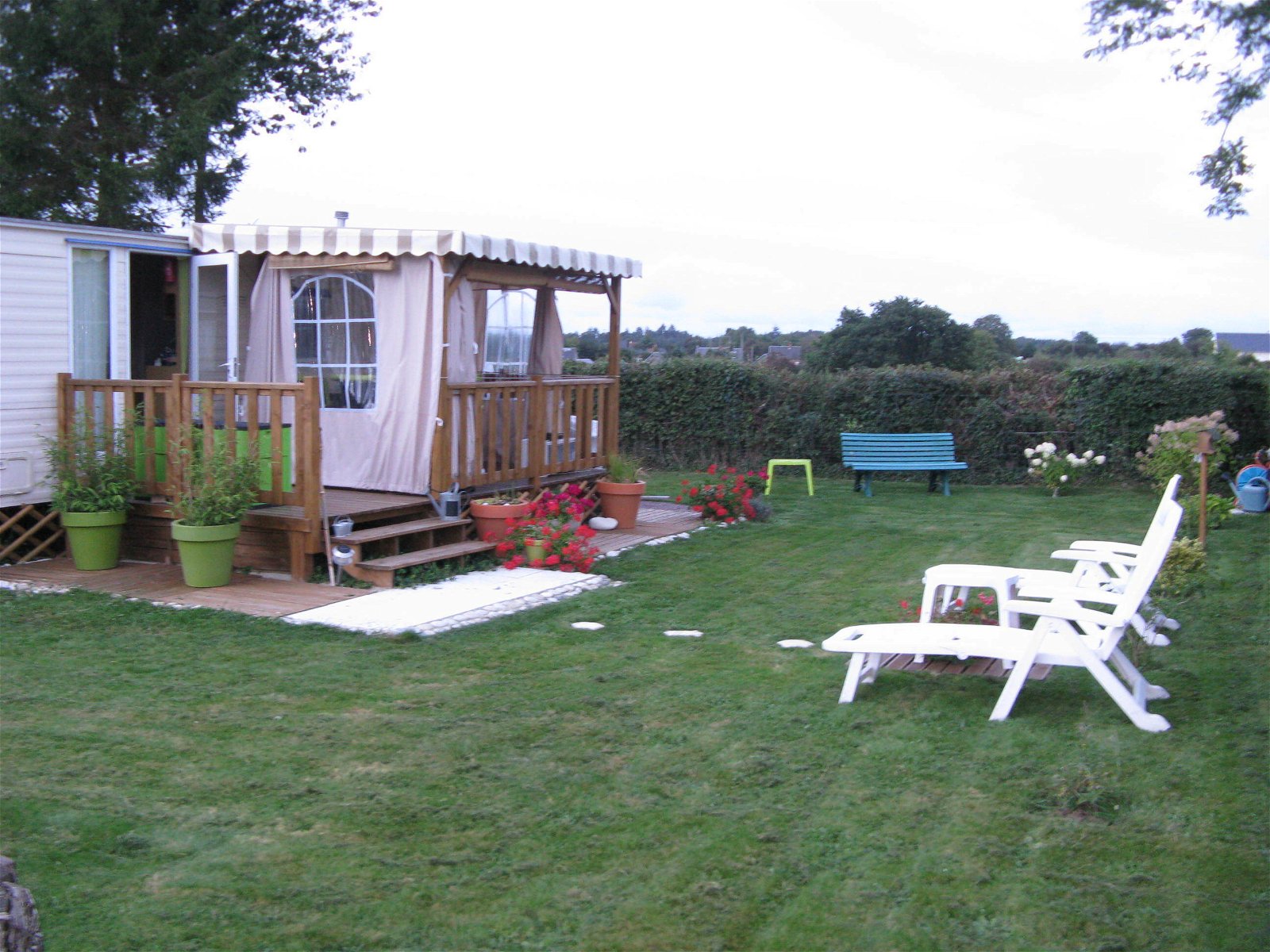 Onafhankelijke Studio Cahagnolles 72751