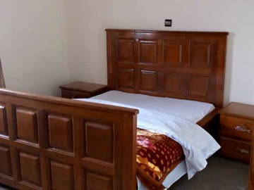 Logement Entier Yaoundé 236219-5