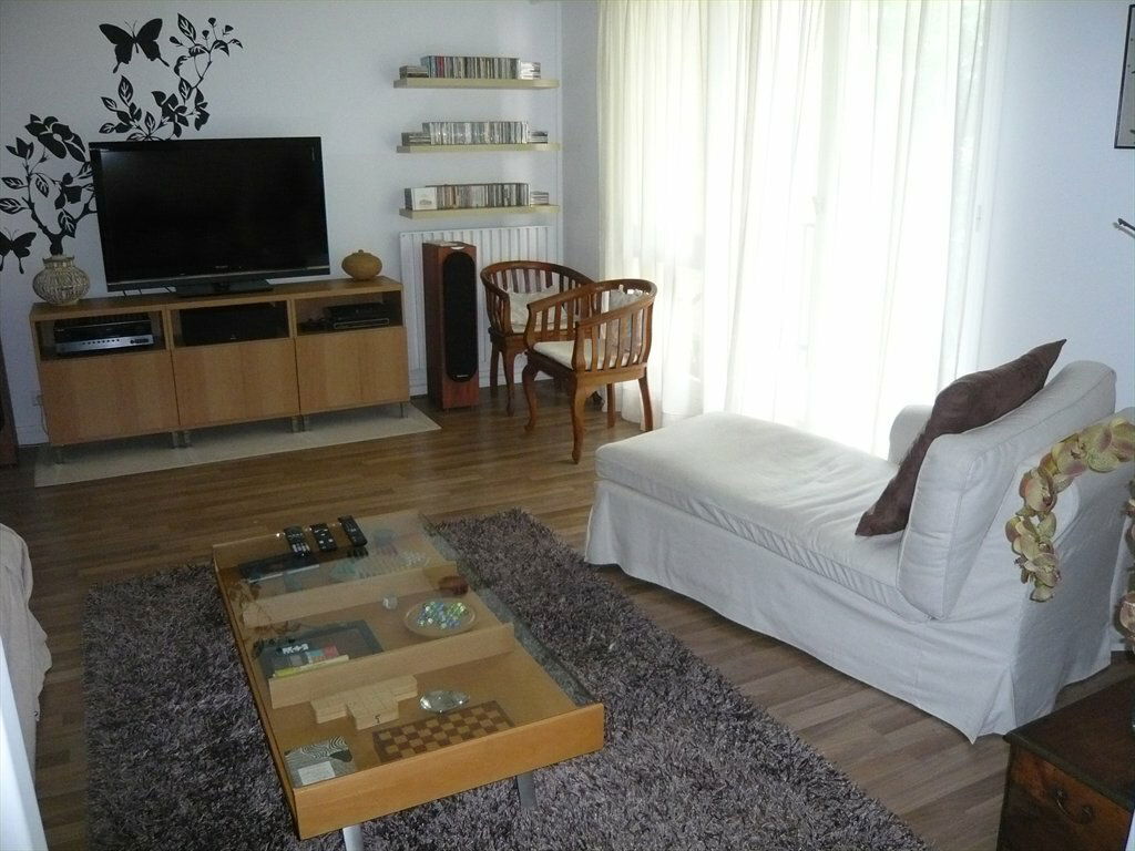 Colocation Antony 67772