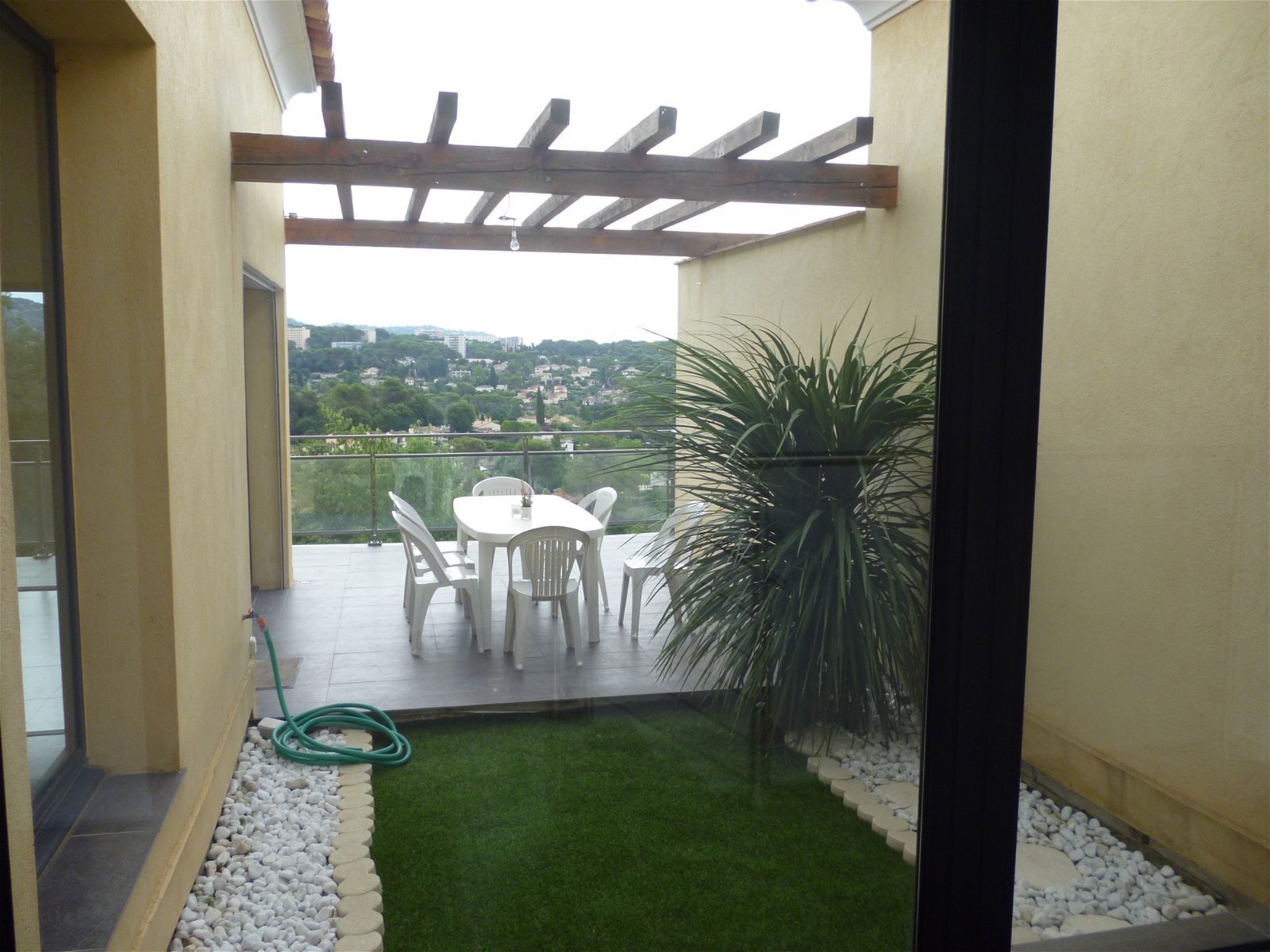 Oberoende Studio Mougins 79163
