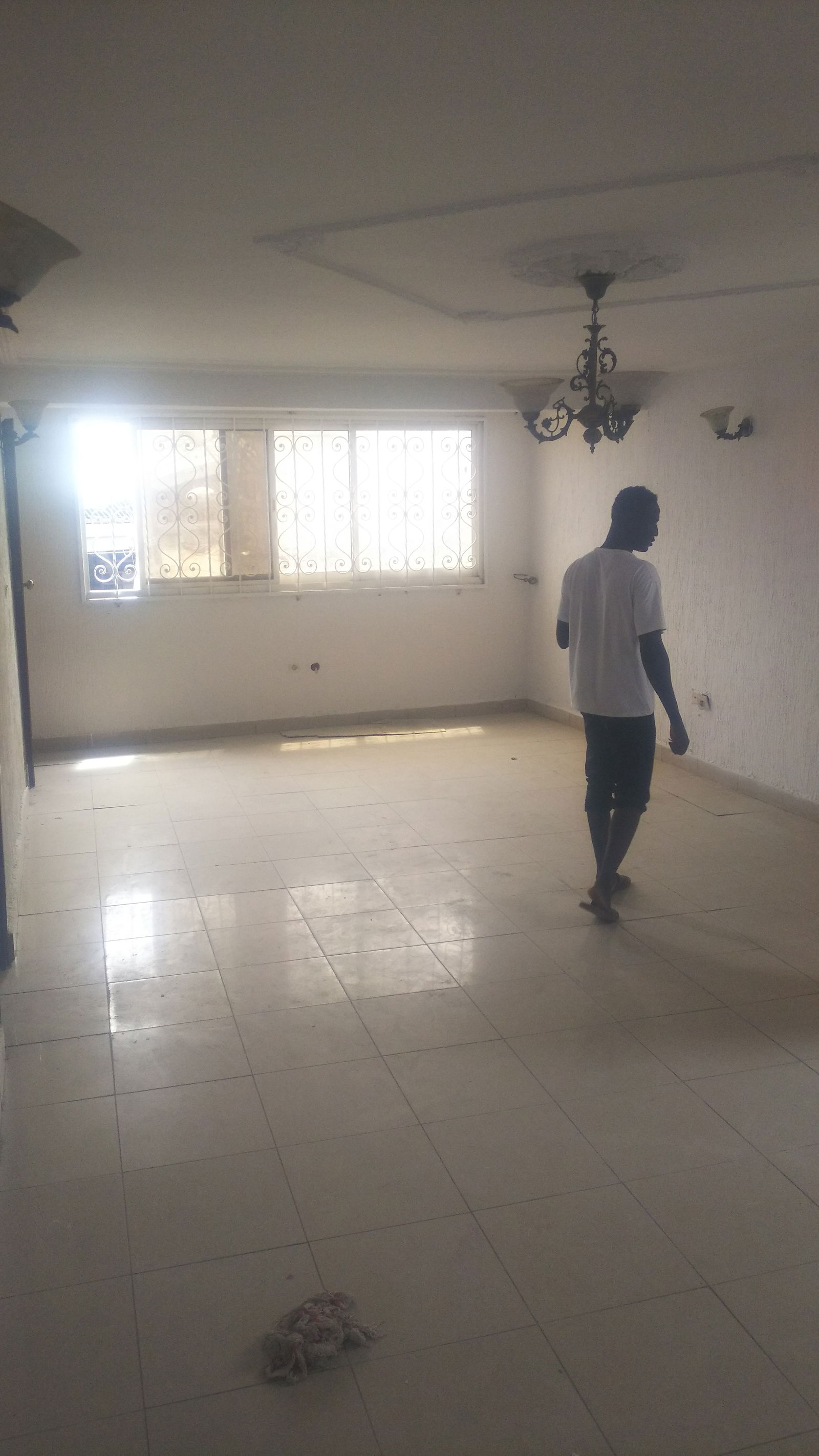Estudio Independiente Douala 238460