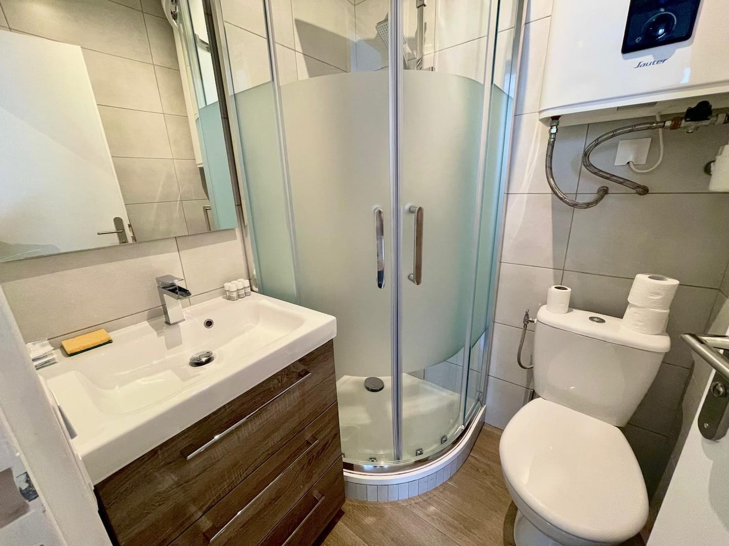 Hela Huset Nice 440748