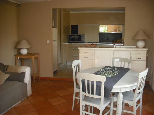 Oberoende Studio Floirac 9714