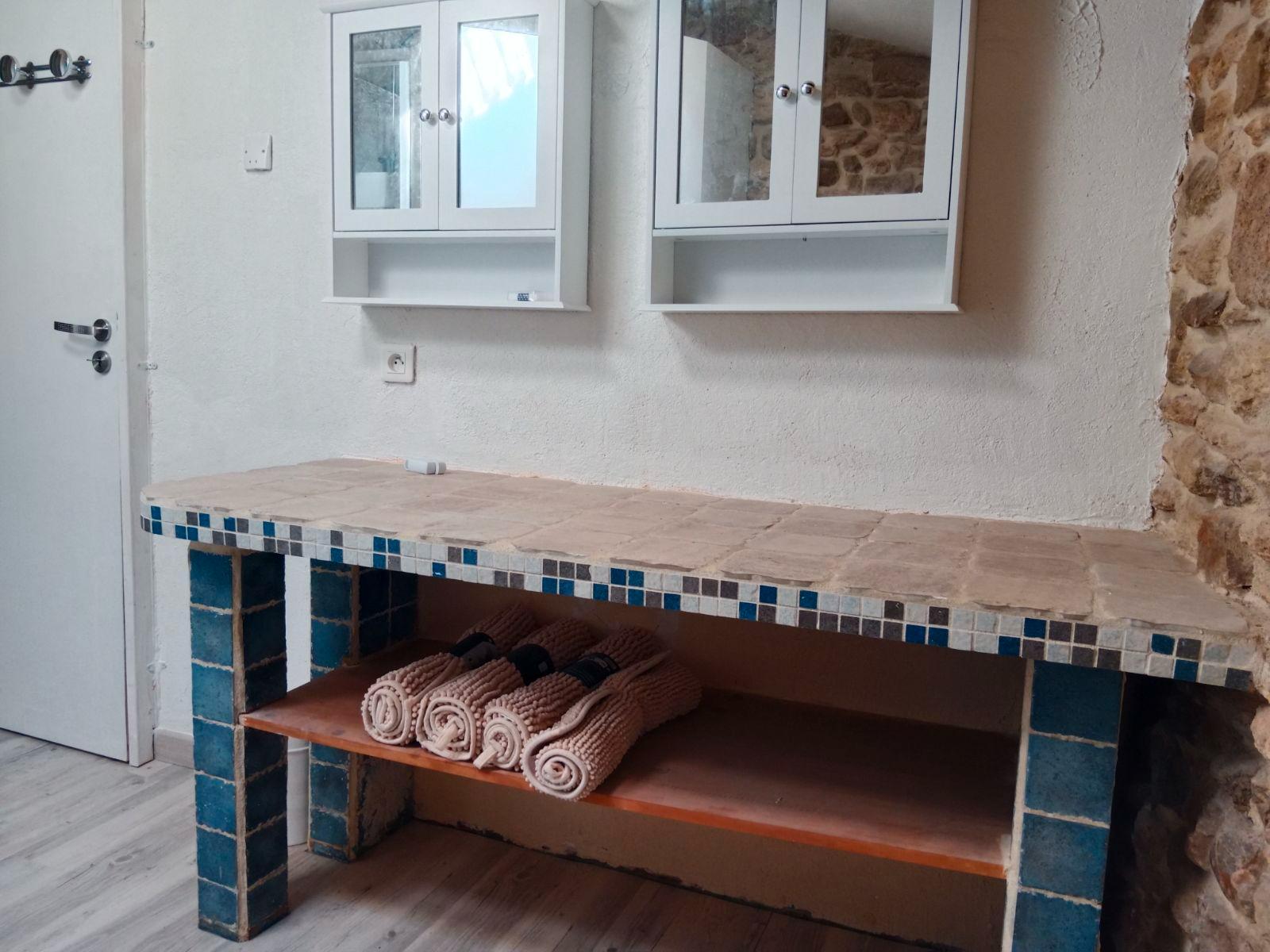 Homestay Roujan 676918