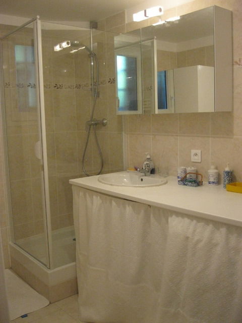 Hemvistelse Issy 34111